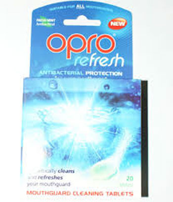 Juego de limpieza de protector de dientes OPRO